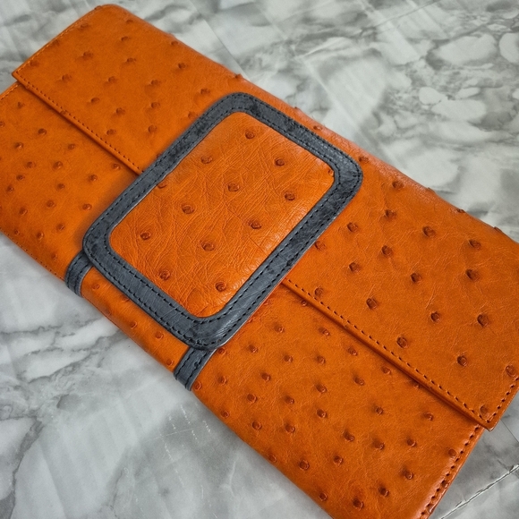 Orange & Gray Ostrich Leather Clutch Gold Chain Strap Sleek Design - Picture 4 of 12